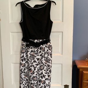 Great dress with pockets for work!